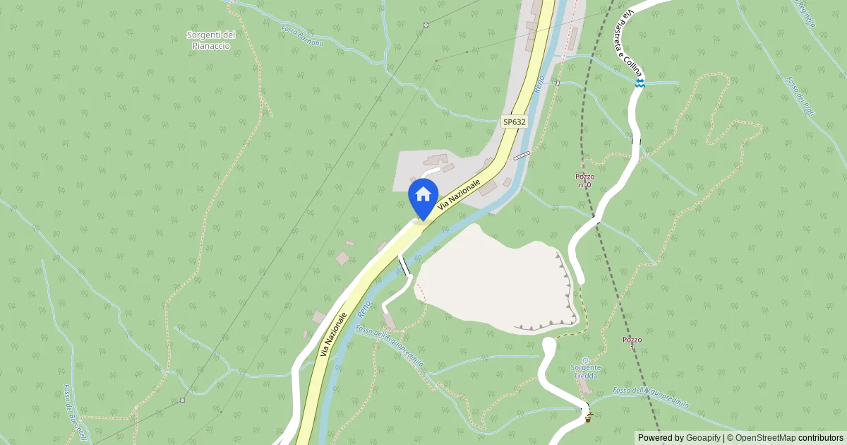 Edificio in abbandono a Pracchia con terreni