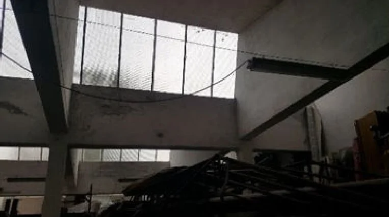 Magazzini e laboratori in Via Tosco Romagnola, Cascina