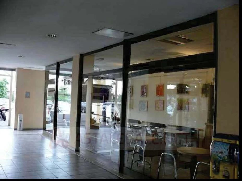 Fondo commerciale in Campi Bisenzio, Via Ugo Novelli 16-18-20