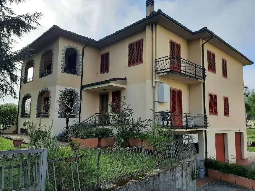 Appartamento in Via Cavour 88, Vicchio
