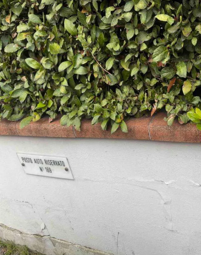 Terratetto con giardino, autorimessa e posto auto a Vinci