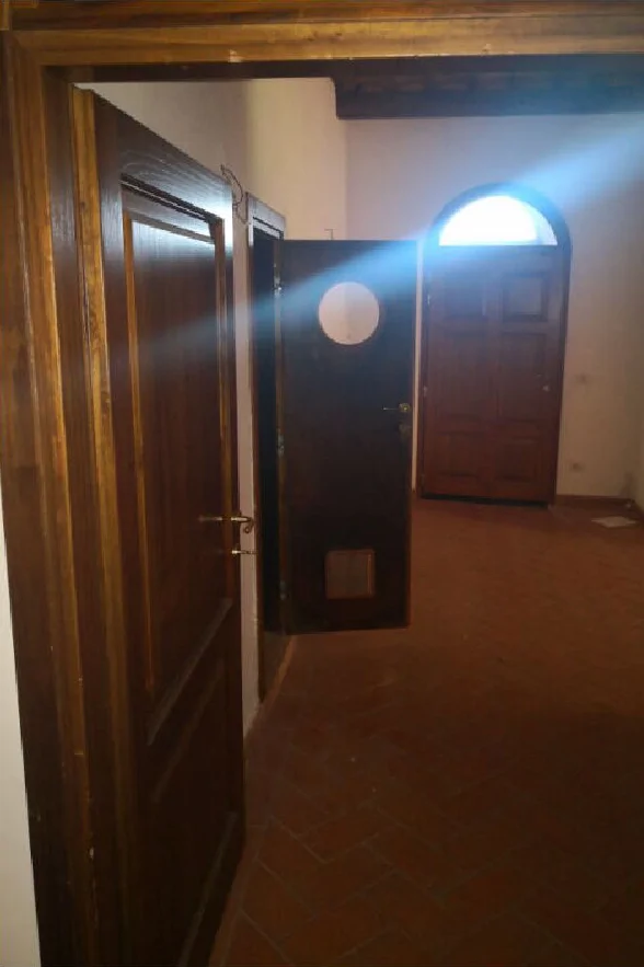 Appartamento economico con due posti auto scoperti a Sovicille