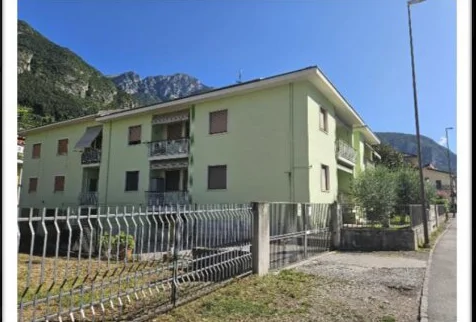 Appartamento con garage condiviso in Avio