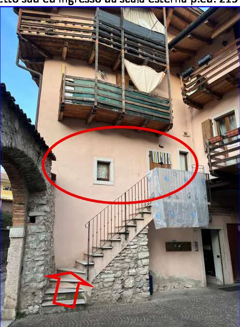Appartamento al primo piano in porzione di casa