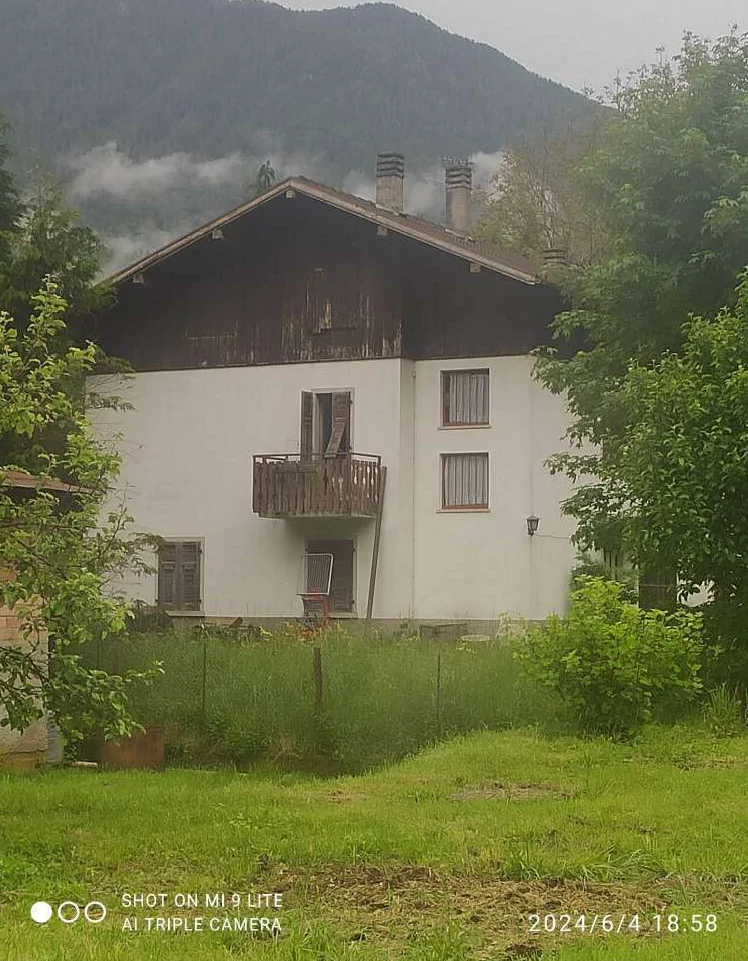Due unità abitative in edificio rurale a Tiarno di Sopra