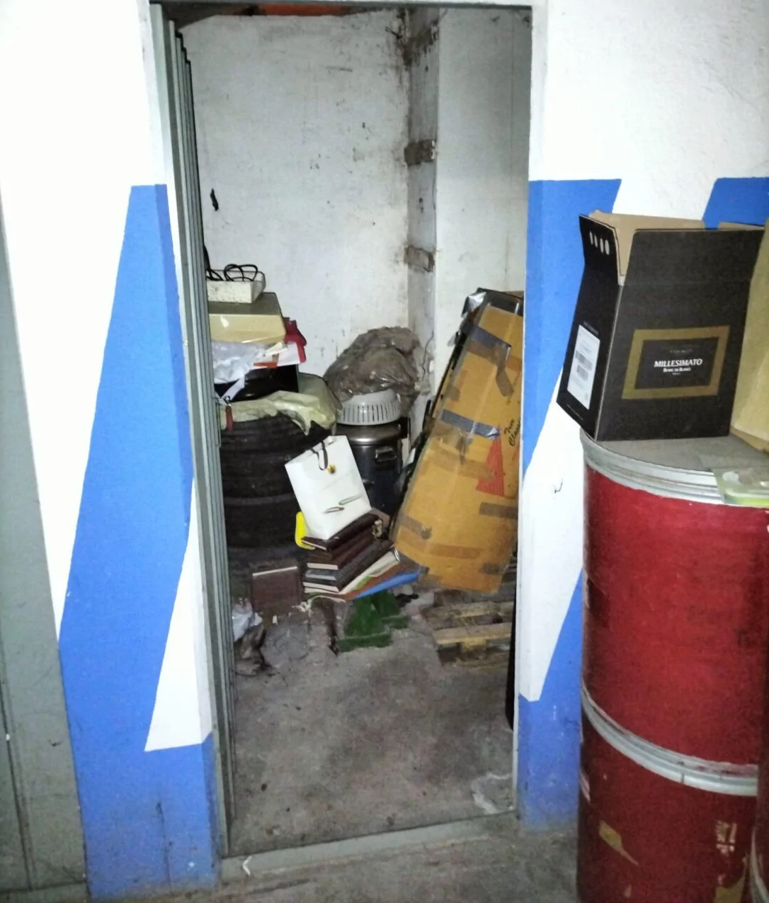 Alloggio su due piani con cantine e posti auto a Saint-Vincent