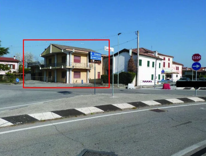 Compendio immobiliare in Paese: abitazione, ex macello e area scoperta