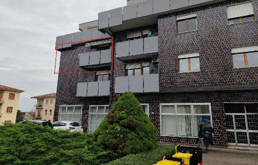 Appartamento con posto auto in Condominio Cavallo