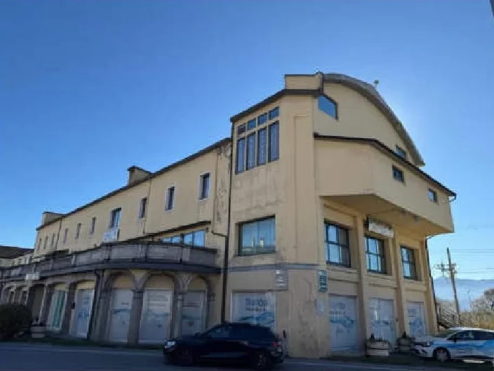 Albergo al piano primo in Piazza Martiri 22, Sedico