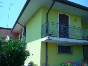 Appartamento con garage e terreno a Taglio di Po - 002