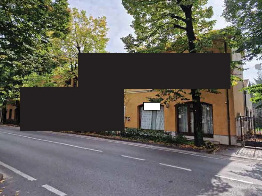 Negozio con deposito in Corso Mazzini 21