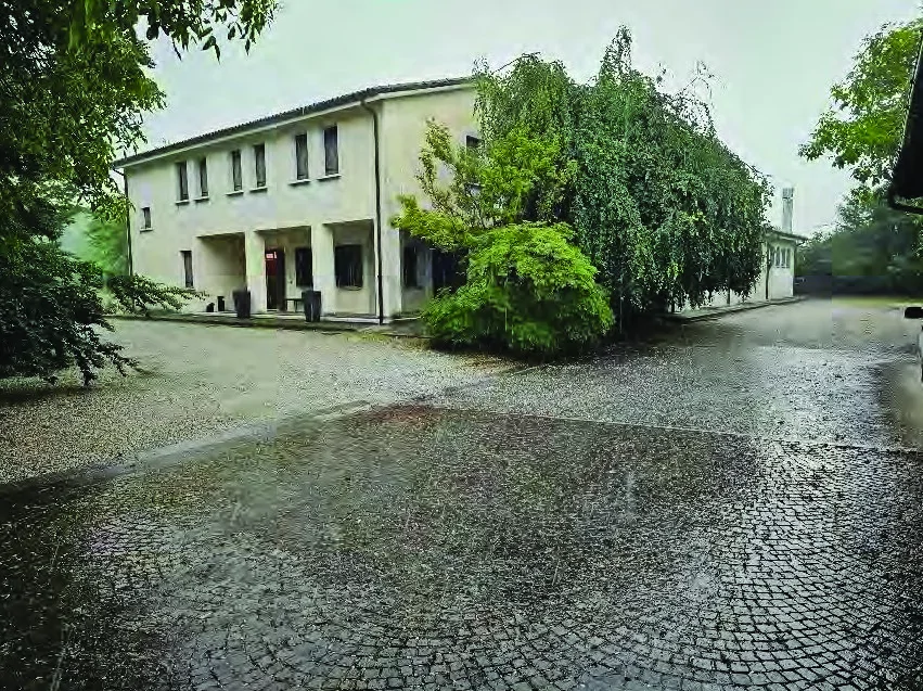 Compendio immobiliare industriale in Crocetta del Montello