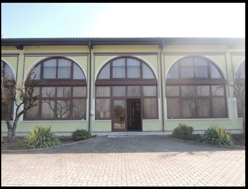 Agriturismo con camere, ristorante e scoperto esclusivo in Marcon