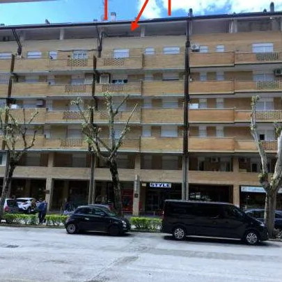 Appartamento attico con posto auto in condominio Goletta 3 & 4