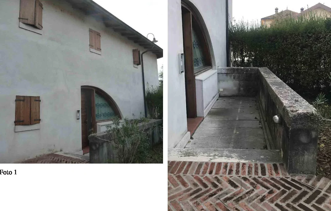 Compendio immobiliare con due abitazioni, garage, magazzino e parco a Concamarise