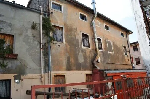 Bar/pizzeria e abitazione con pertinenze a Roncà - 005