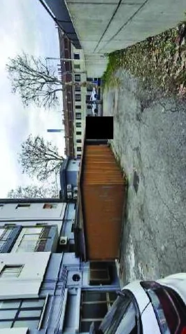 Appartamento con magazzino e box auto abusivo a Treviso